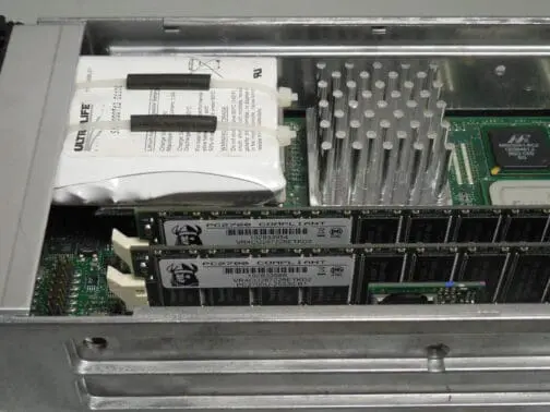 DELL E03M003 EqualLogic Controller Module - Image 7