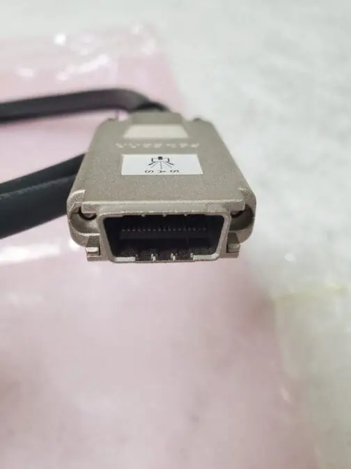 New FOXCONN 2M Dual SAS SFF-8470 Infiniband External Connection Cable Z9 - 0069839-02 - Image 3