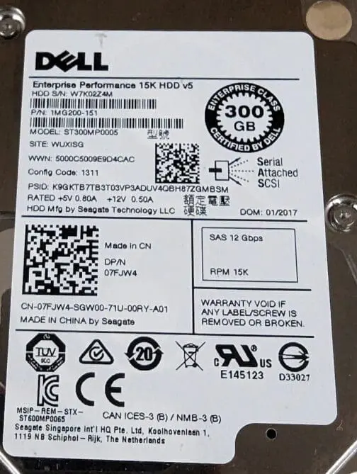 LOT OF 2 Dell 7FJW4 300GB Enterprise Class Hard Drive SAS 2.5" 12Gbps W/ Tray - Image 3