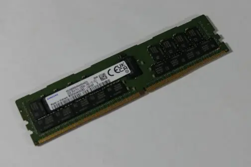 Samsung M393A4K40DB3-CWEBY 32GB 2Rx4 PC4-3200AA Memory - Image 2