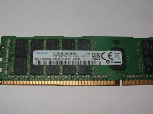 Samsung M393A4K40BB1-CRC0Q 32GB PC4-2400T 2Rx4 ECC REG DDR4 19200 - Image 2