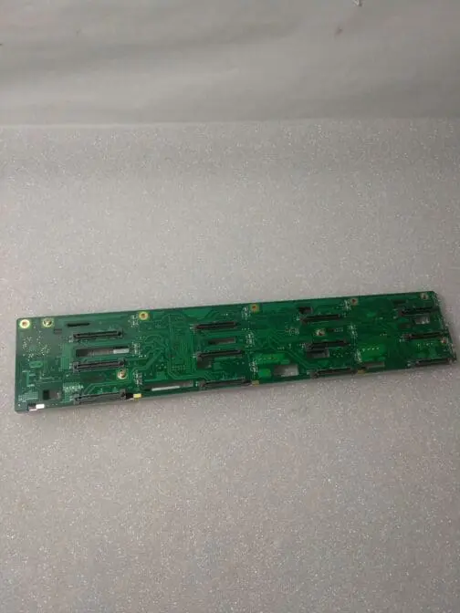 SuperMicro BPN-SAS-826A 2U SAS / SATA Hard Drive Backplane - Image 3