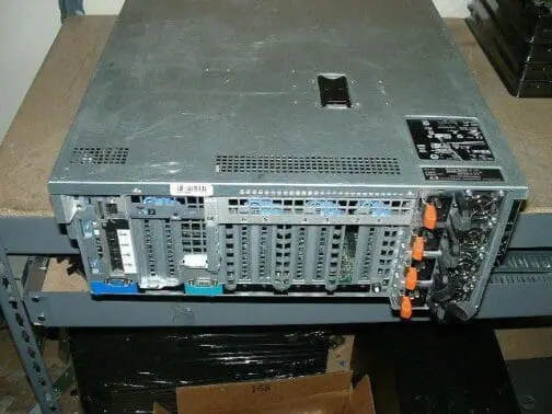 Dell PowerEdge R910 4x Intel Xeon E7-4850 2.00Ghz 40-Core / 512GB / 4x 300GB 10K - Image 2