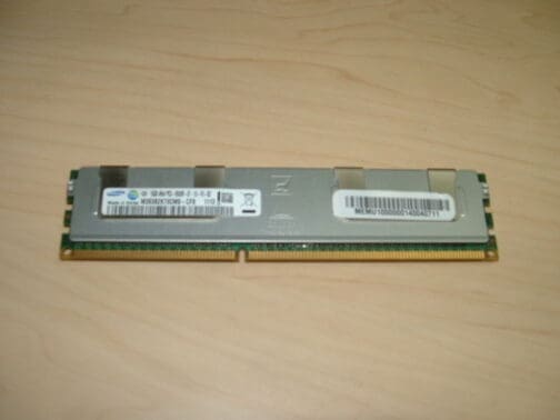 Samsung M393B2K70CM0-CF8 16GB PC3-8500R 4Rx4 Registered ECC Server Memory/Ram - Image 3