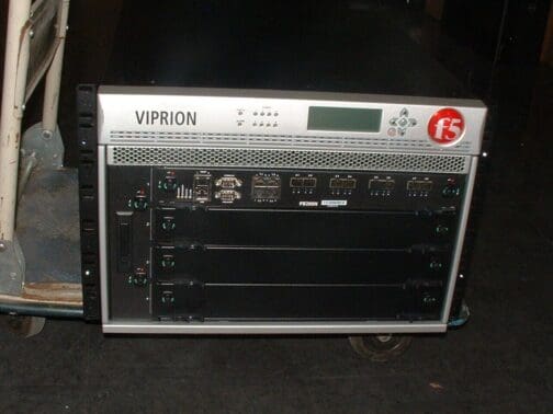 F5 VIPRION 4 Application Delivery Controller (ADC) With 1 Each PB200N Blade - Image 2