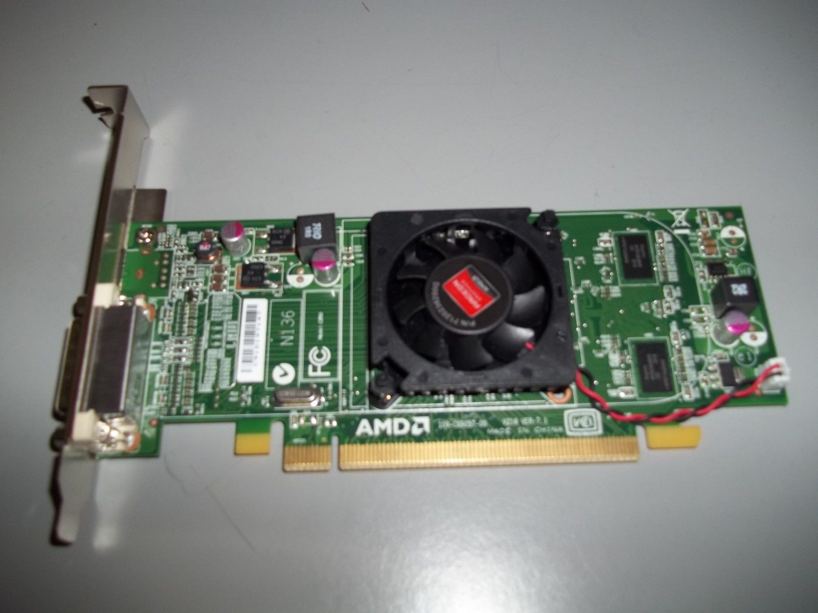 Dell 236X5 AMD Radeon HD 6350 512MB 
